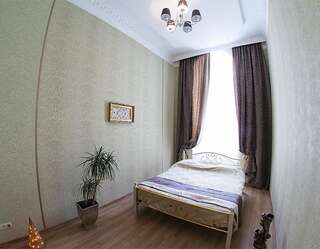 Апартаменты Apartment vozle teatra Opery i Baleta Львов Апартаменты-2